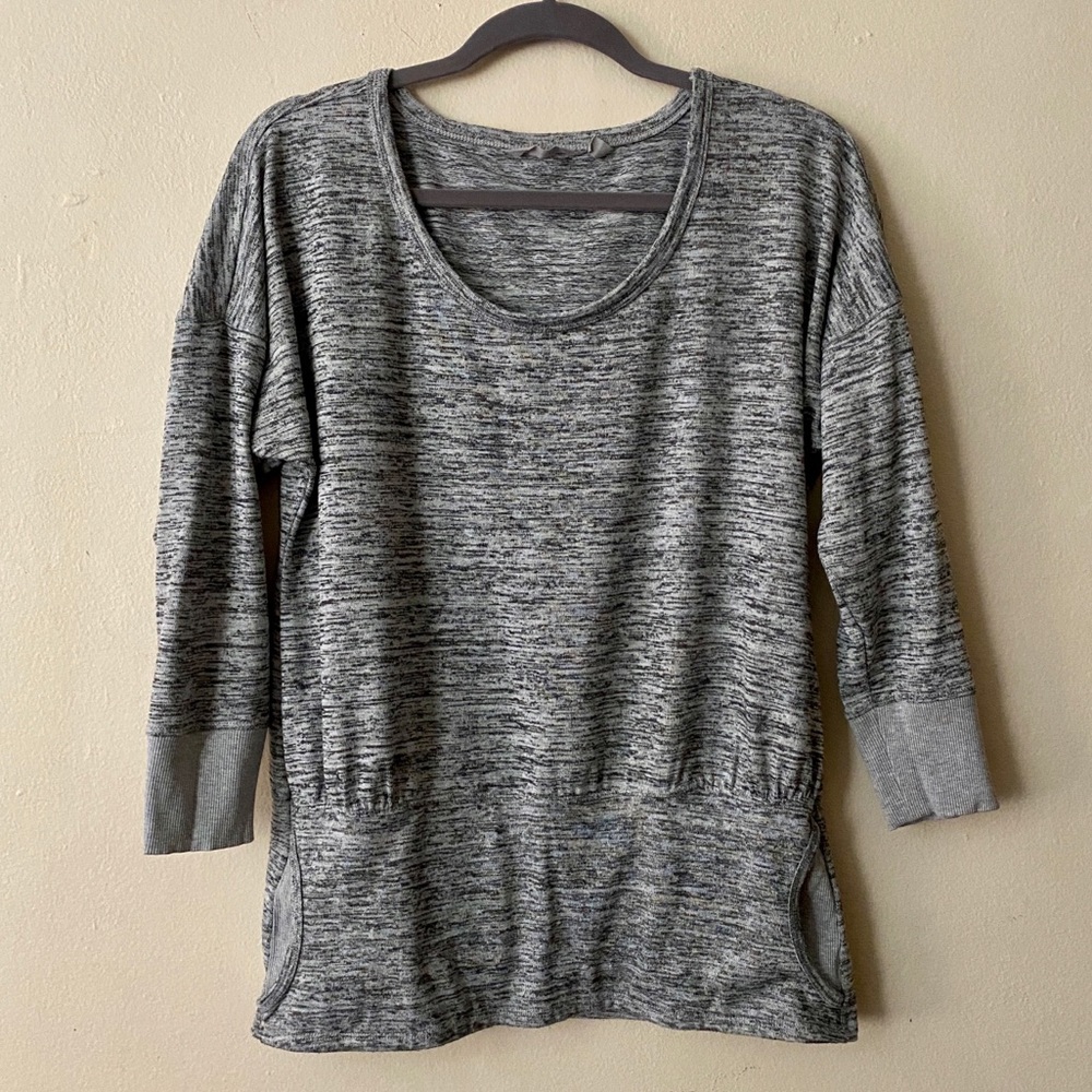 Athleta Batwing Robin Marled Gray Scoop Pullover